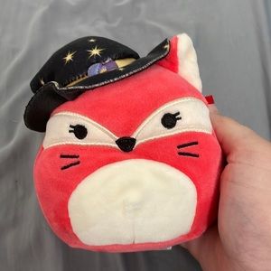 4.5” Fifi the Fox (Witch) Halloween Squishmallow